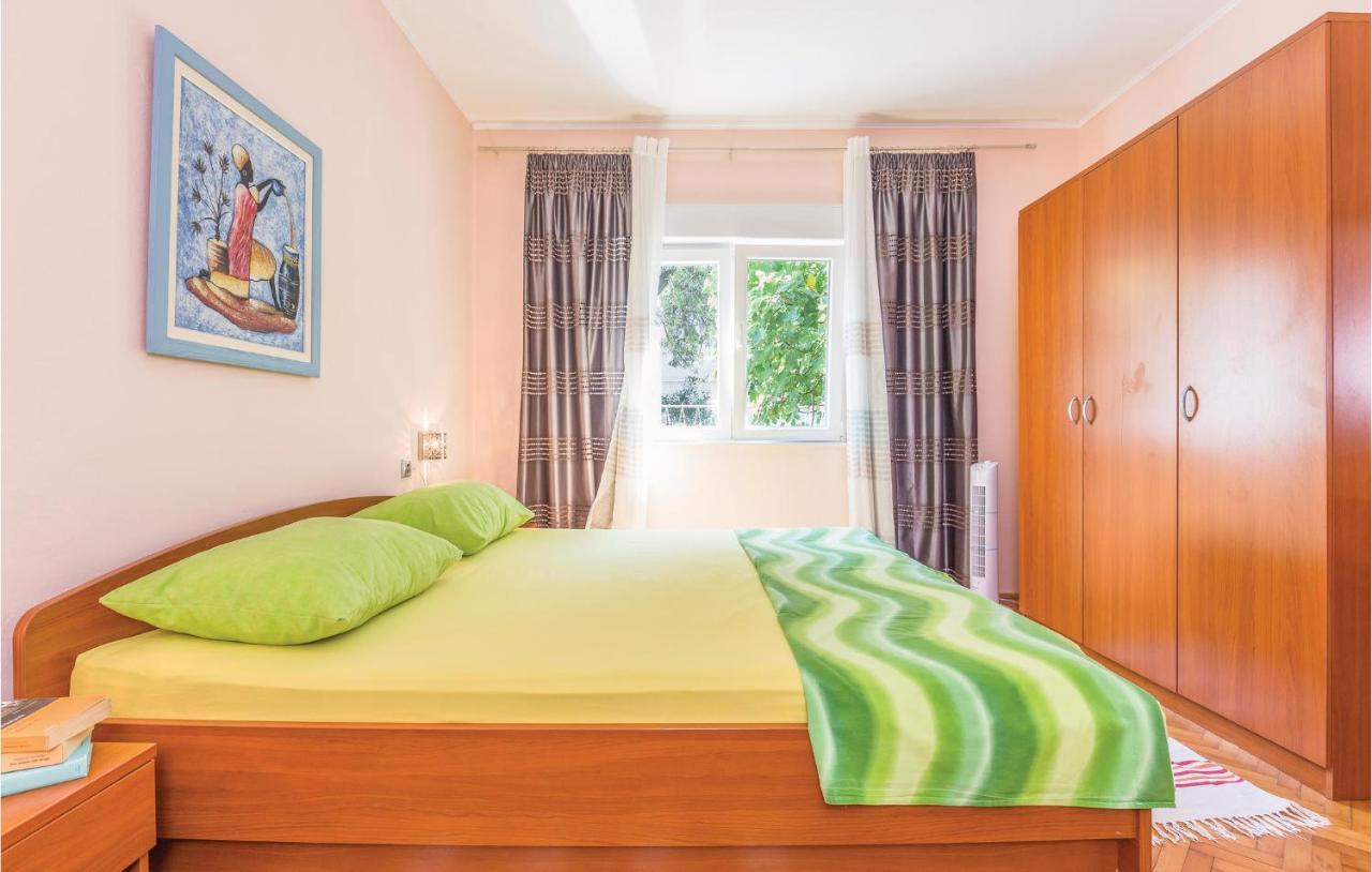 Lovely Apartment In Makarska With Wifi 外观 照片