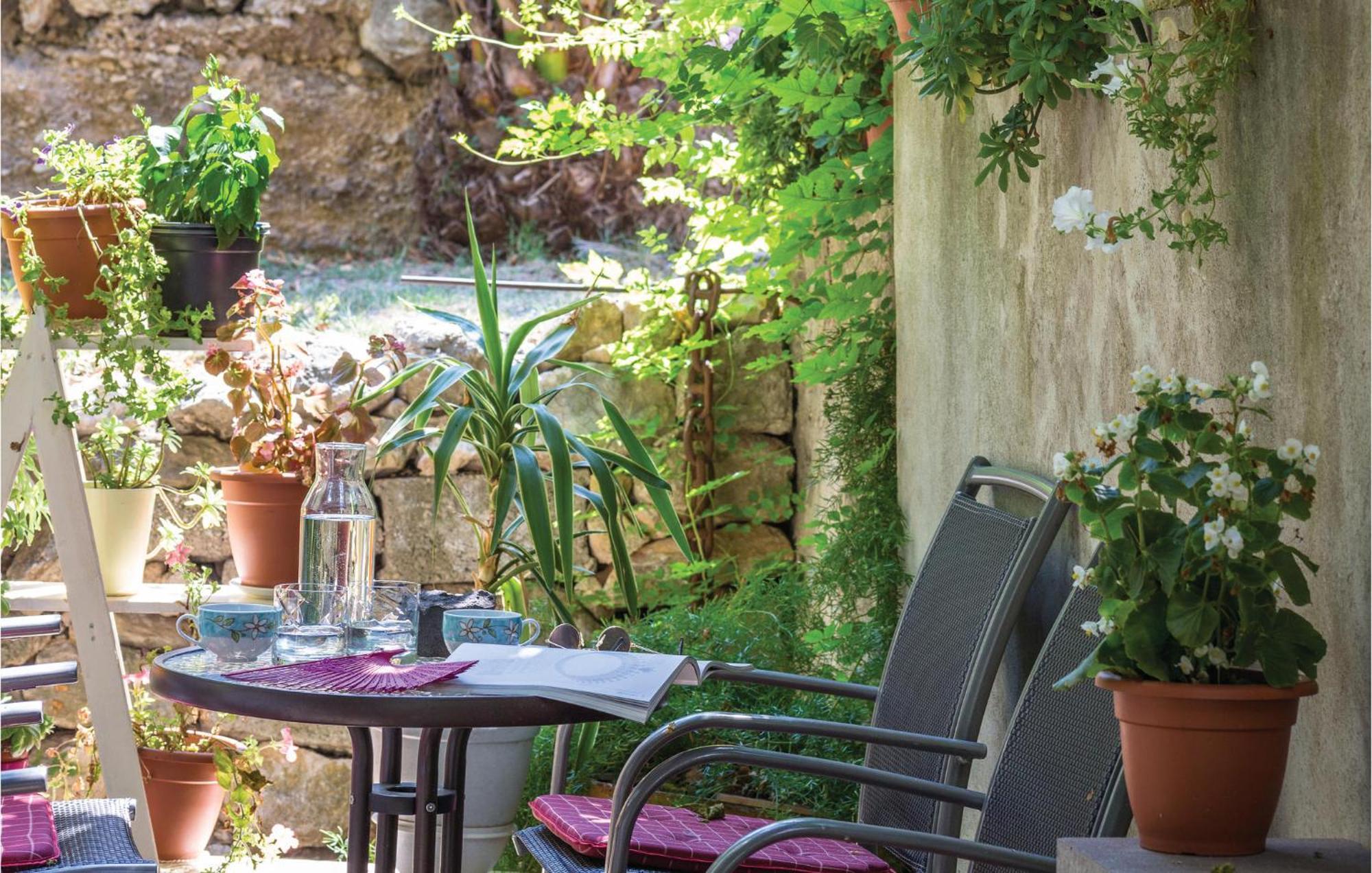 Lovely Apartment In Makarska With Wifi 外观 照片